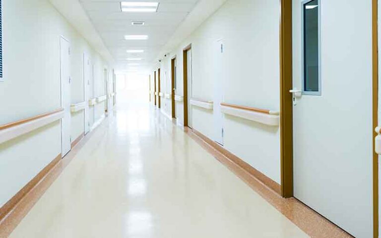 porte per ambienti sanitari